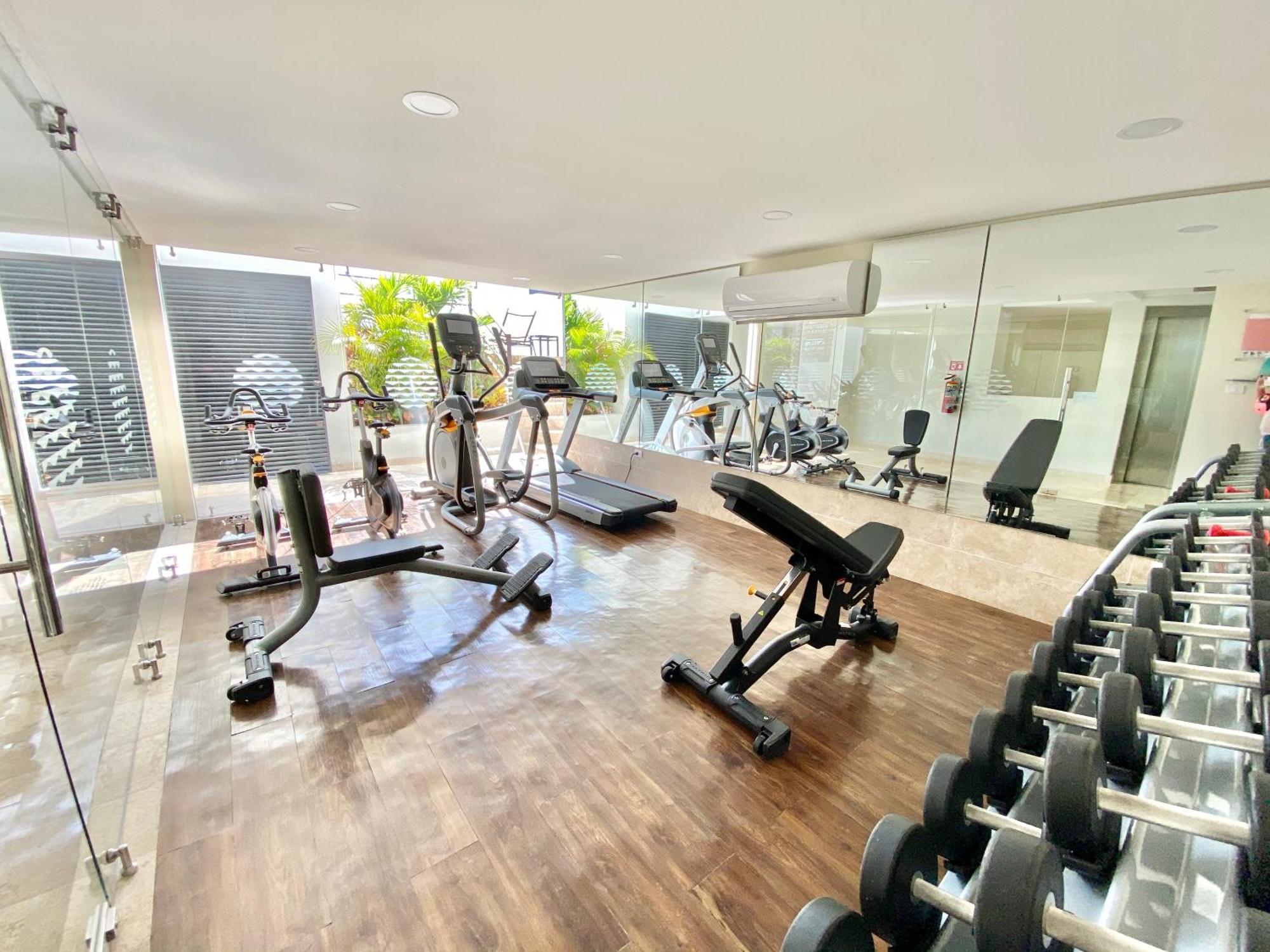 Location Infinity Oceanview Pool And Gym Apartamento